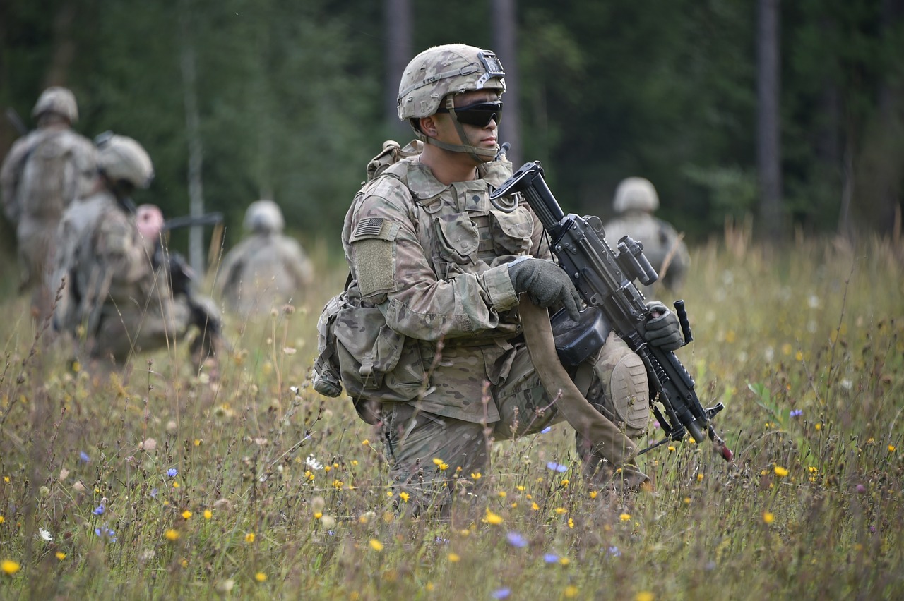 soldiers, firearm, military